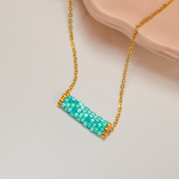 Iridescent Minimalist beaded Necklace - 5