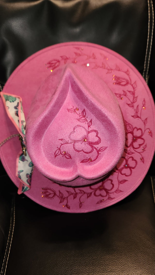 Pinky Hat