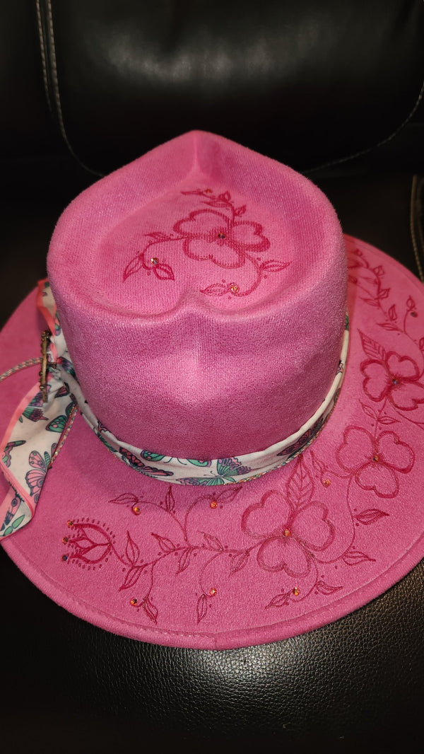 Pinky Hat
