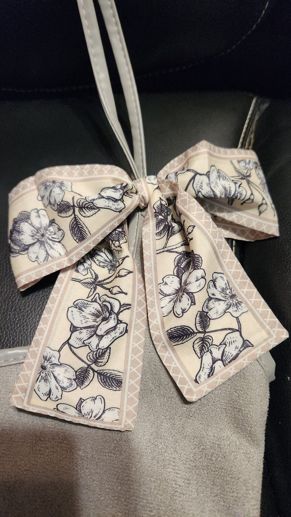 Gray Flowers Purse