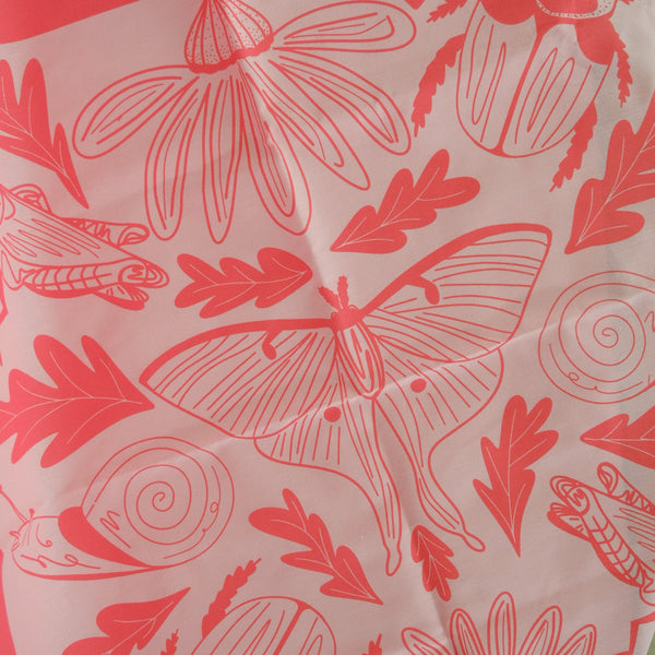 611fc05e3c4ce80992caae23_backyardbugclub-bandana-closeup-01_1788020044224.jpg