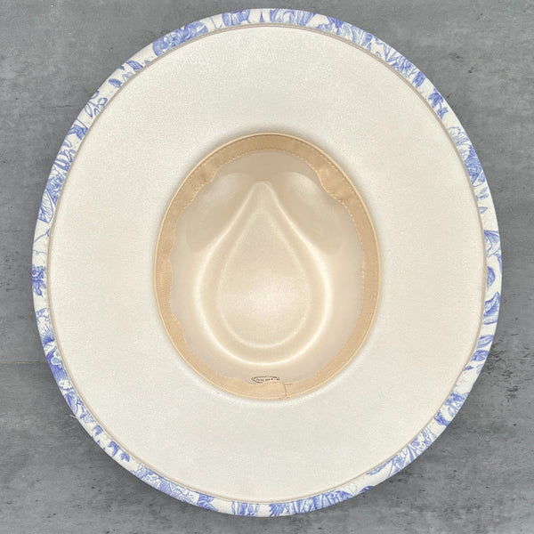 611fc05e3c4ce80992caae23_blue-chinoiserie-ivory-teardrop-rancher-base_1776441935535.jpg