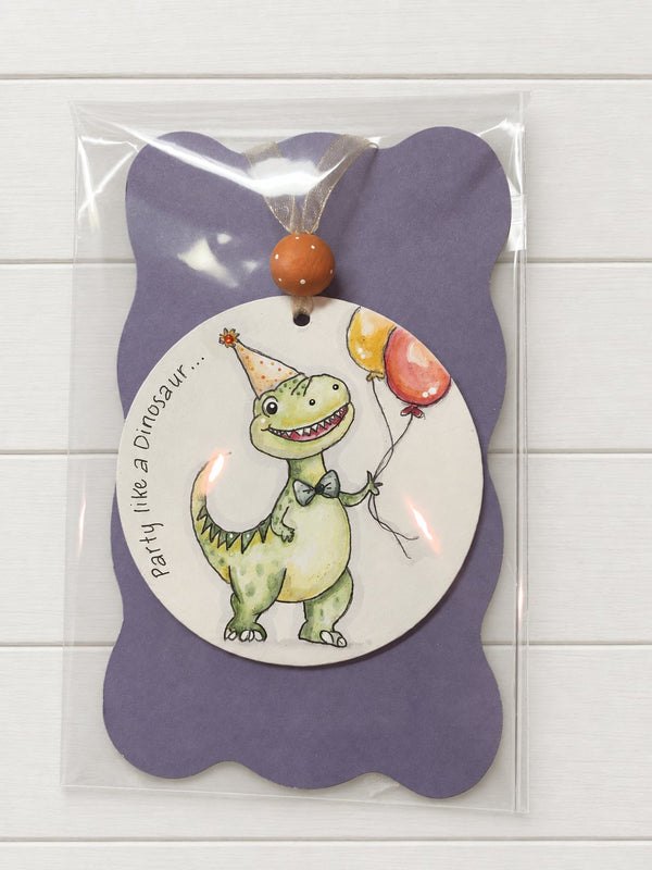 611fc05e3c4ce80992caae23_dinosaur-package_1789523188950.jpeg