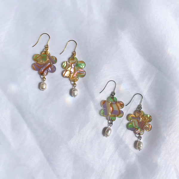 611fc05e3c4ce80992caae23_earring-bloom-groovy3_1751411360973.jpg