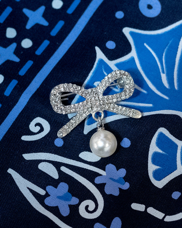 Bandana Brooch - Bow + Pearl - Wholesale
