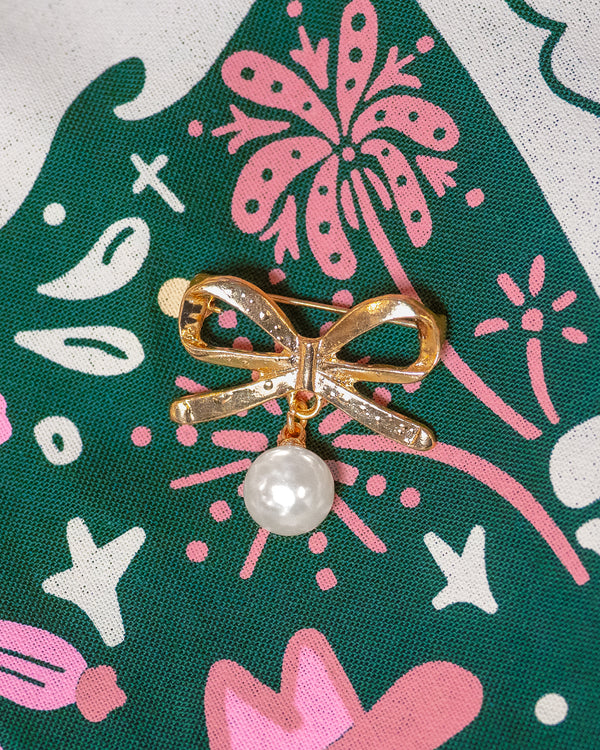 Bandana Brooch - Bow + Pearl - Wholesale