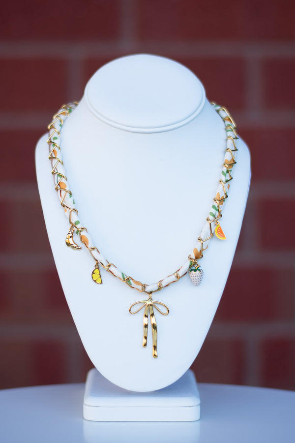 Scarf Charm Necklace - Le Fruit
