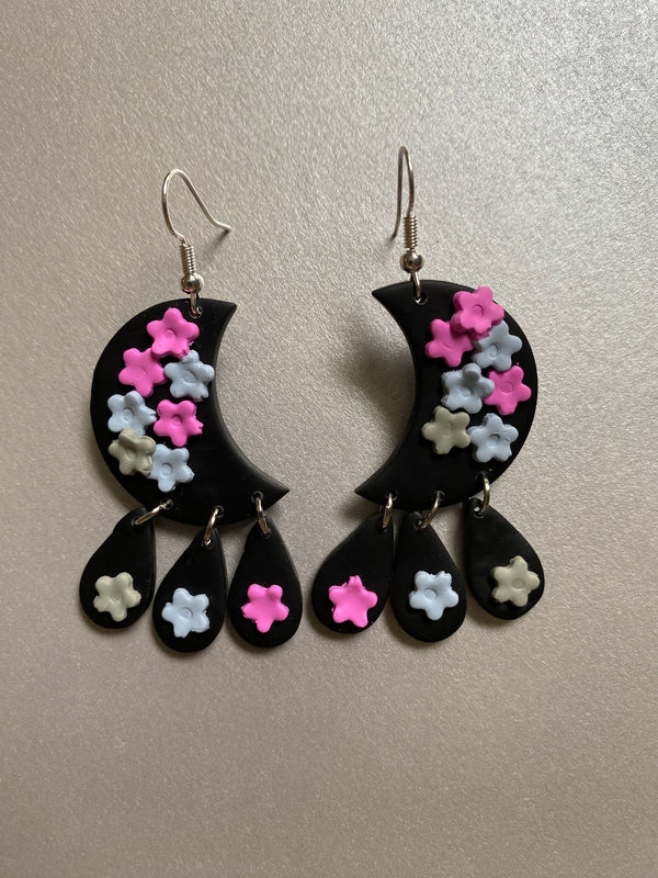Moon Shaped Flower Earrings - 3