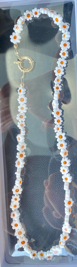 Daisy necklace - 1