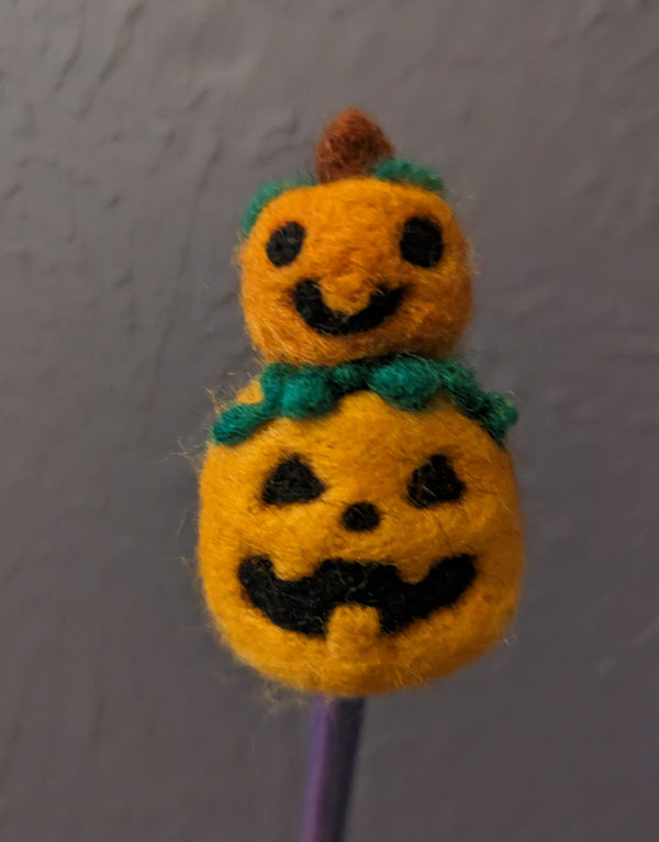 Teeny and Tiny the Pumpkin Pencil Topper - 1