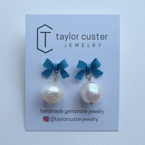 Bow Pearl Earrings - 1